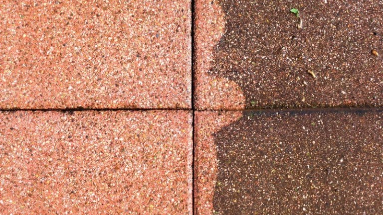 what can you pressure wash Florida home