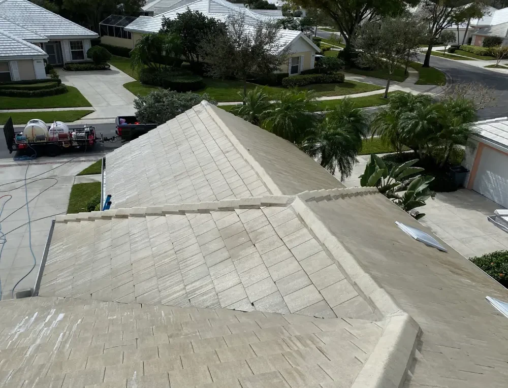 Top-Notch Roof Cleaning in Port St. Lucie, FL (1)